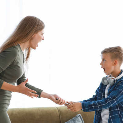 Keinen Stress mehr ums Handy – so bekommen Kinder und Eltern ihre Bildschirmzeit in den Griff